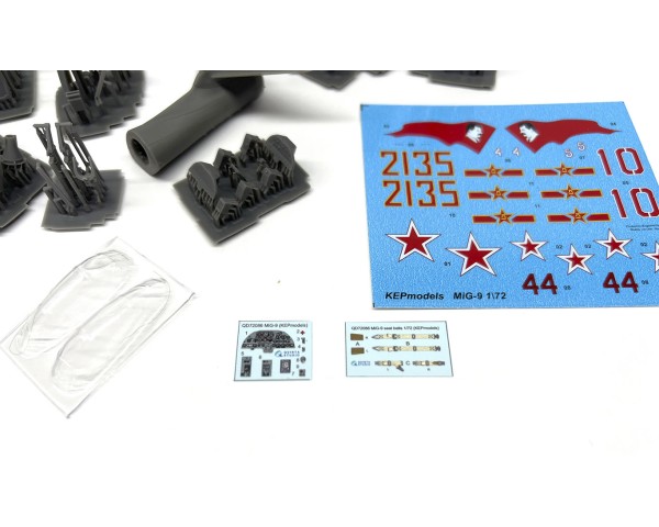 МиГ-9 1/72 с 3д декалью Квинта-4