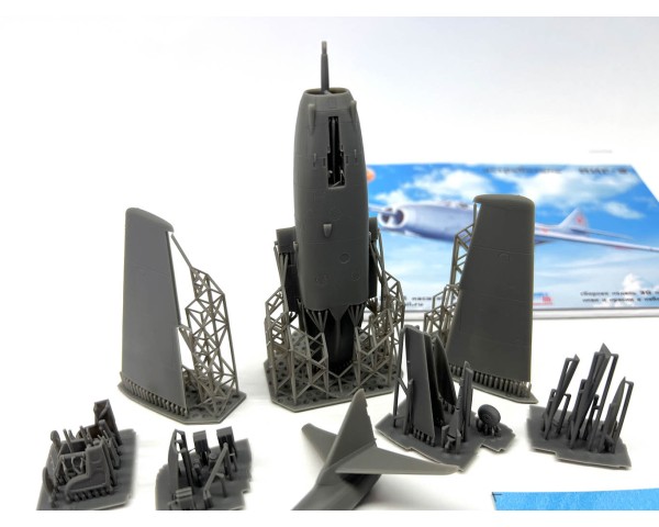 МиГ-9 1/72 с 3д декалью Квинта-3