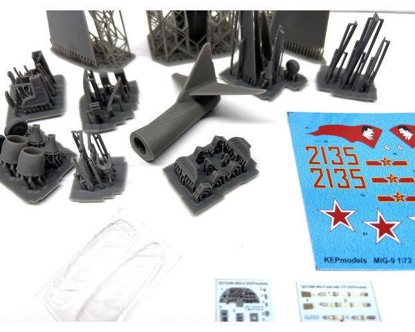 МиГ-9 1/72 с 3д декалью Квинта-2