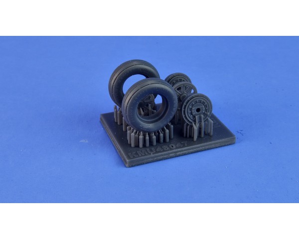 Колёса для F4U Corsair 1/48-1